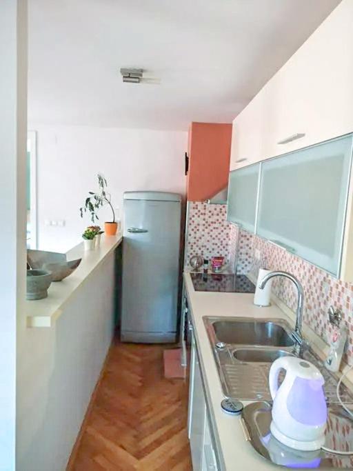 Krakovo By The River Apartment *