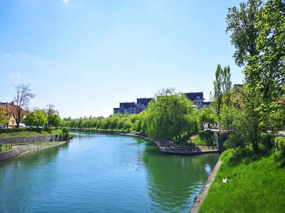 Apartamento Krakovo By The River Liubliana